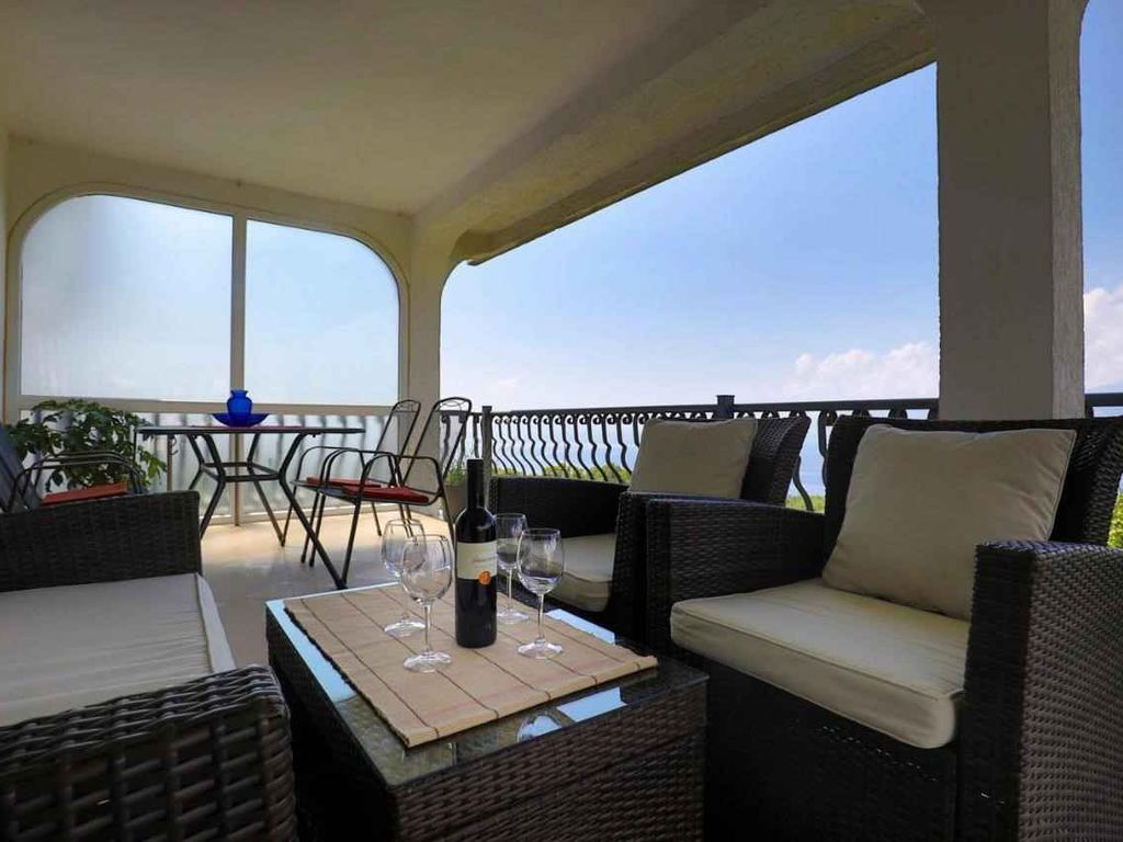 Ferienwohnung mit Klimaanlage und Meerblick