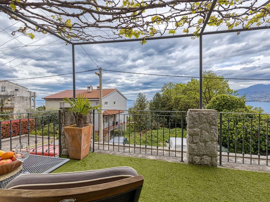 Charmantes Apartment in der Nähe von Opatija für 2 Personen, ein Schlafzimmer, Balkon, Meerblick