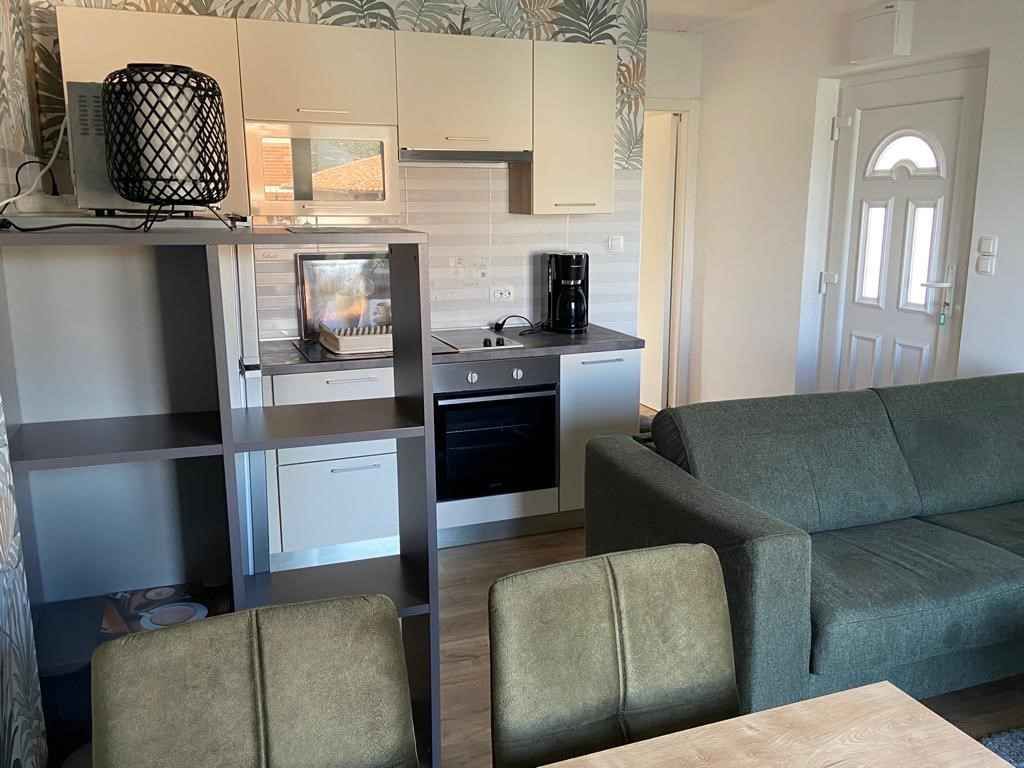 Ferienwohnung gemütlich eingerichtet mit Klimaanlage