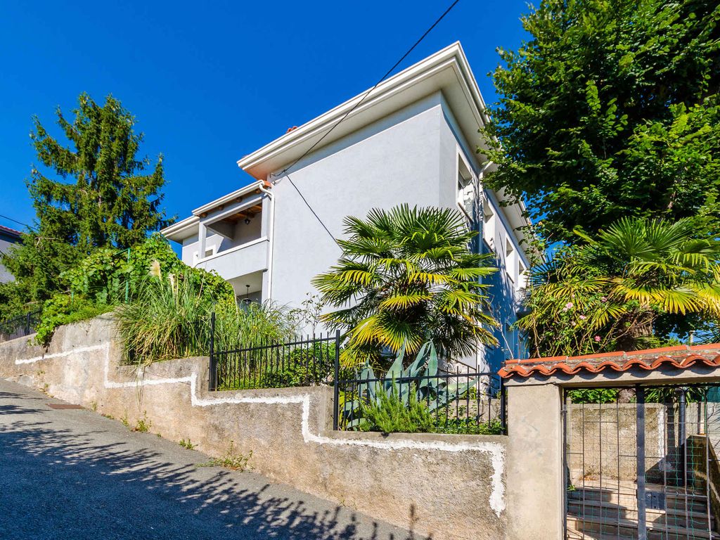 Ferienwohnung mit Terrasse und Klimaanlage