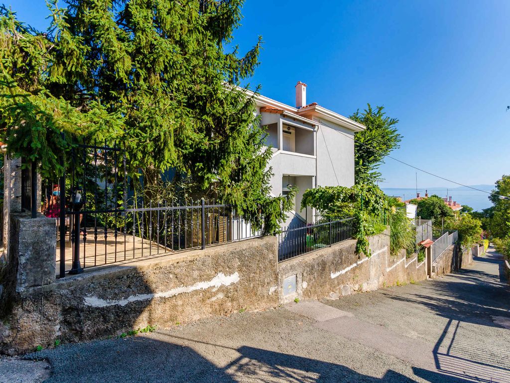 Ferienwohnung mit Terrasse und Klimaanlage