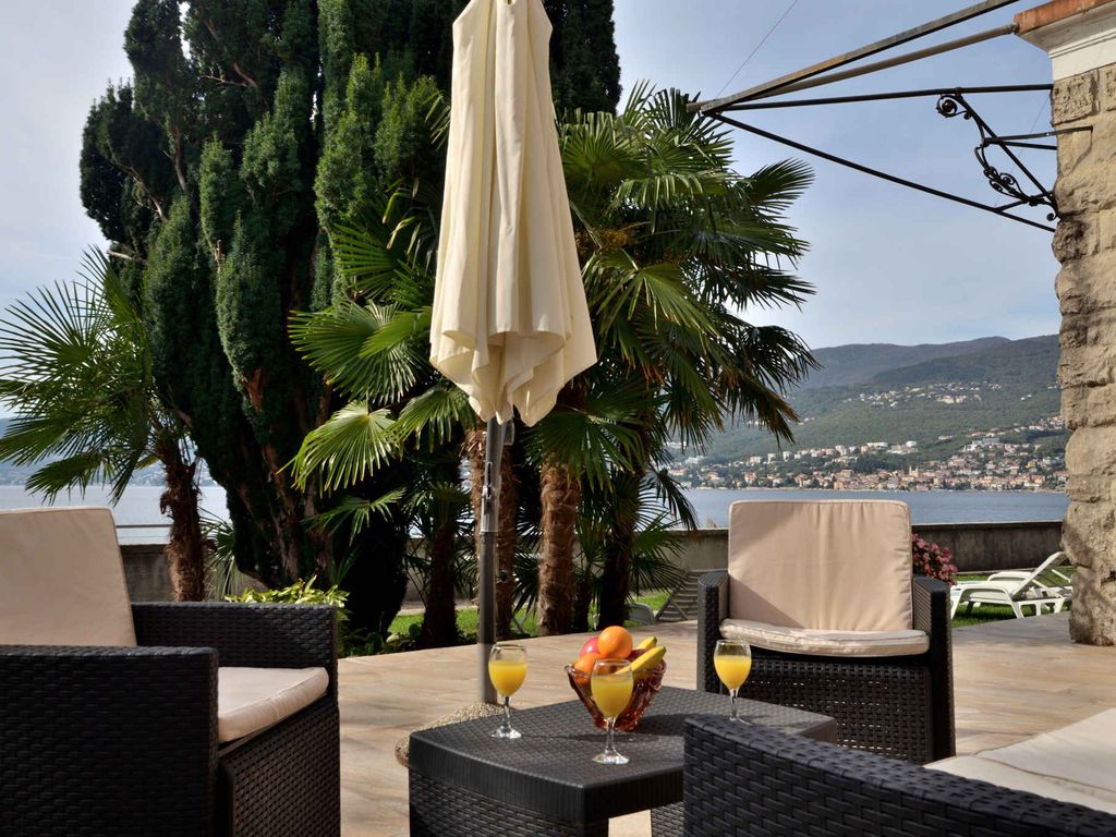 Ferienwohnung mit Terrasse und Grill, am Meer