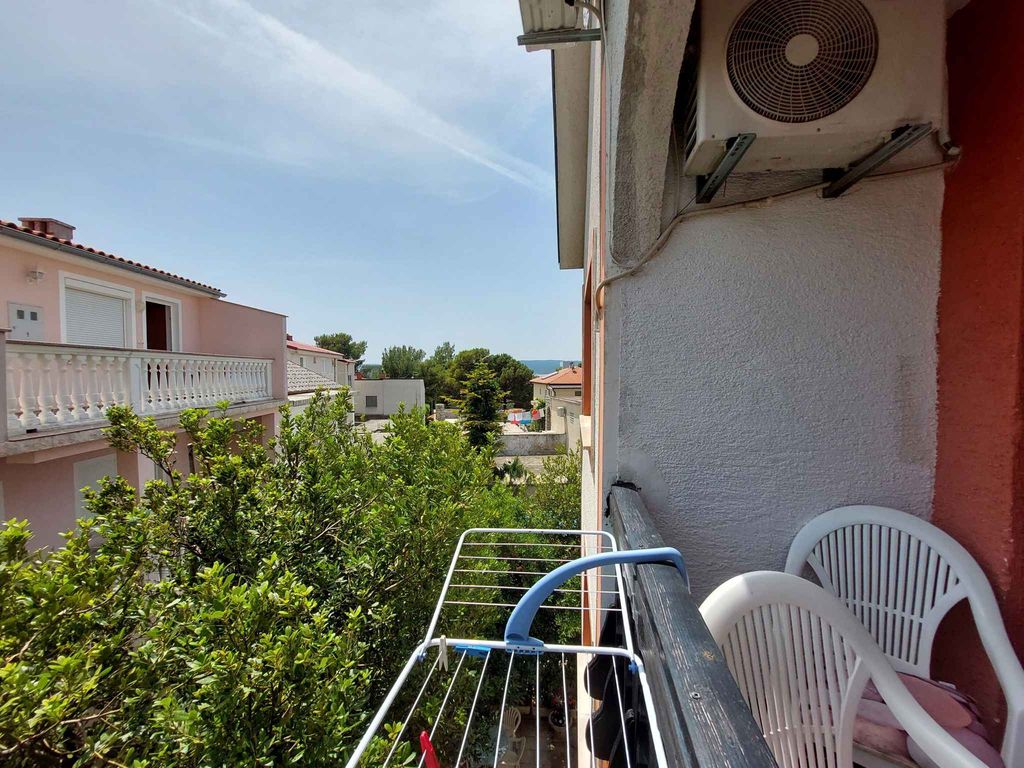 Ferienwohnung mit Balkon und Grill
