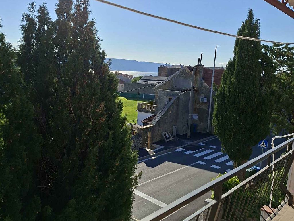 Ferienwohnung mit Balkon und Meerblick
