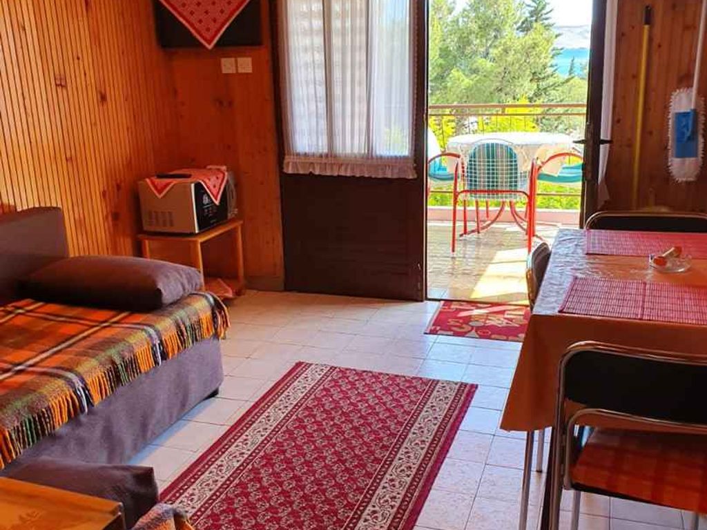 Ein-Zimmer-Wohnung in Starigrad, nahe dem Meer und dem Stadtzentrum