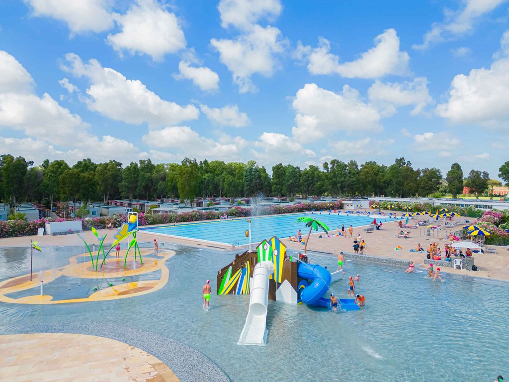 Mobilehome mit Pool und Restaurant