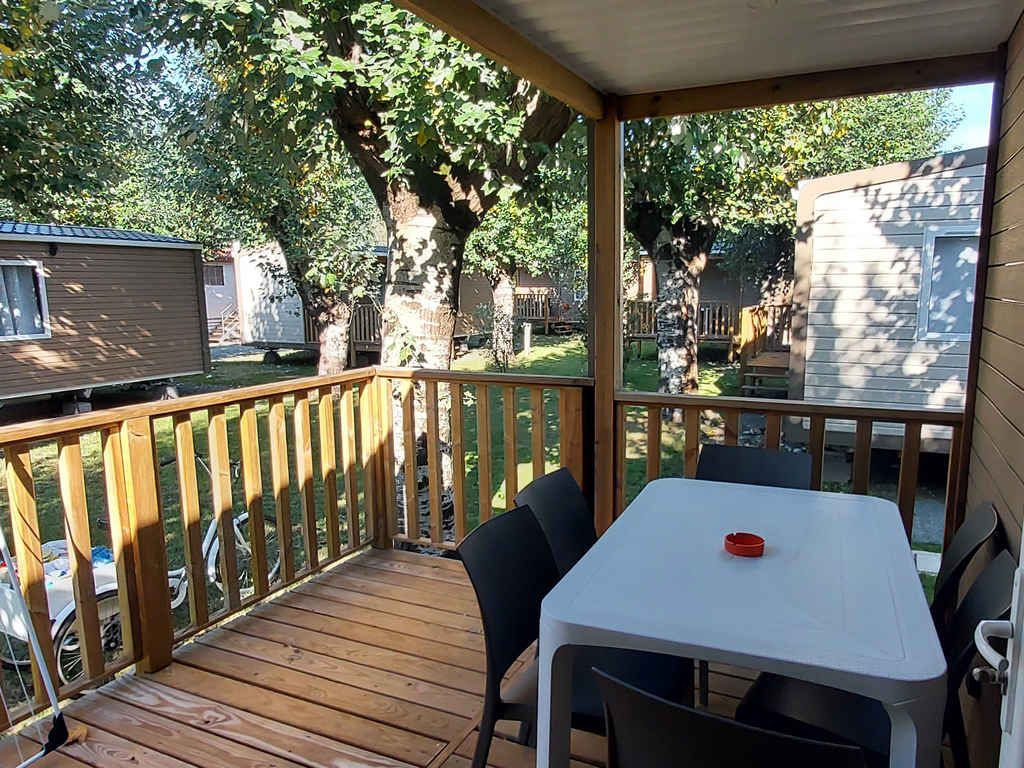 Mobilehome mit Klimaanlage und Terrasse
