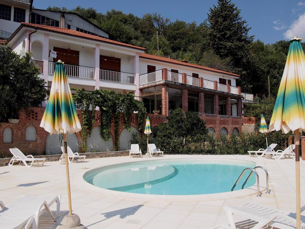 Ferienwohnung mit Klimaanlage und Pool