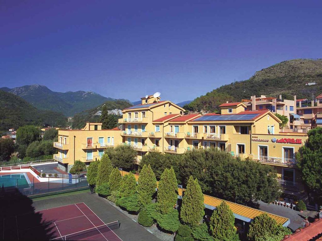 Finnhütte mit Pool und Klimaanlage