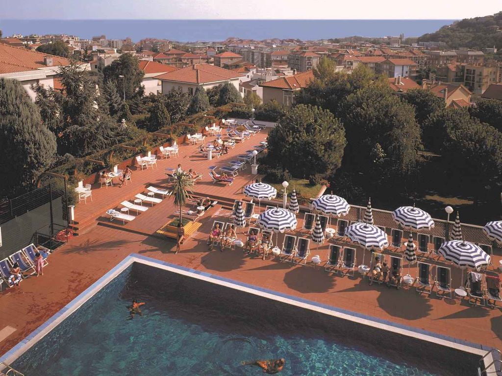 Ferienwohnung mit Pool und Klimaanlage