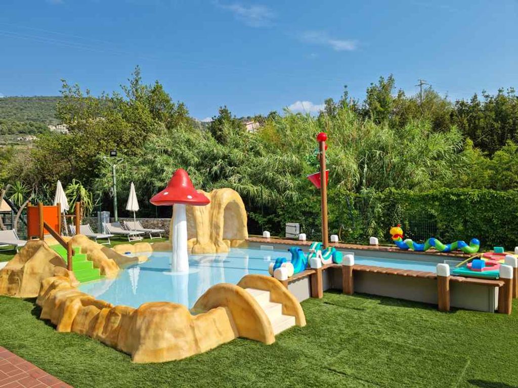 Mobilehome mit Klimaanlage und Pool