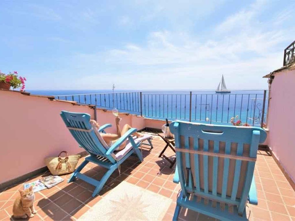 Ferienhaus mit Meerblick und Dachterrasse