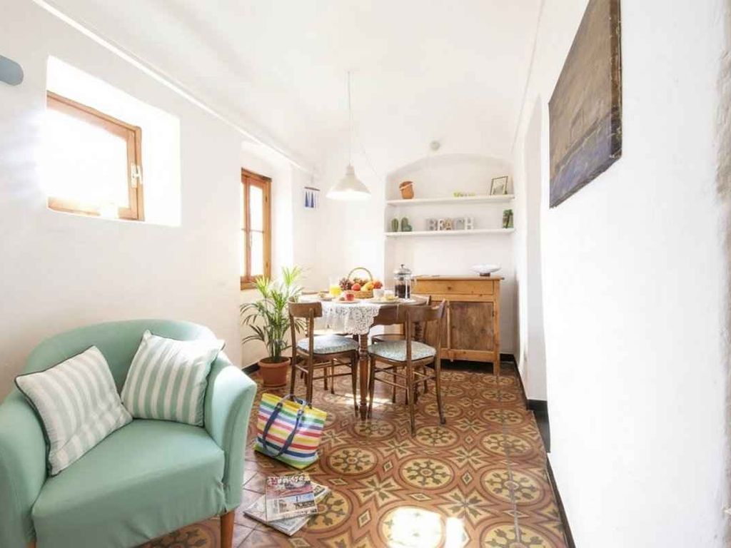 Ferienwohnung mit Klimaanlage und Dachterrasse mit Meerblick