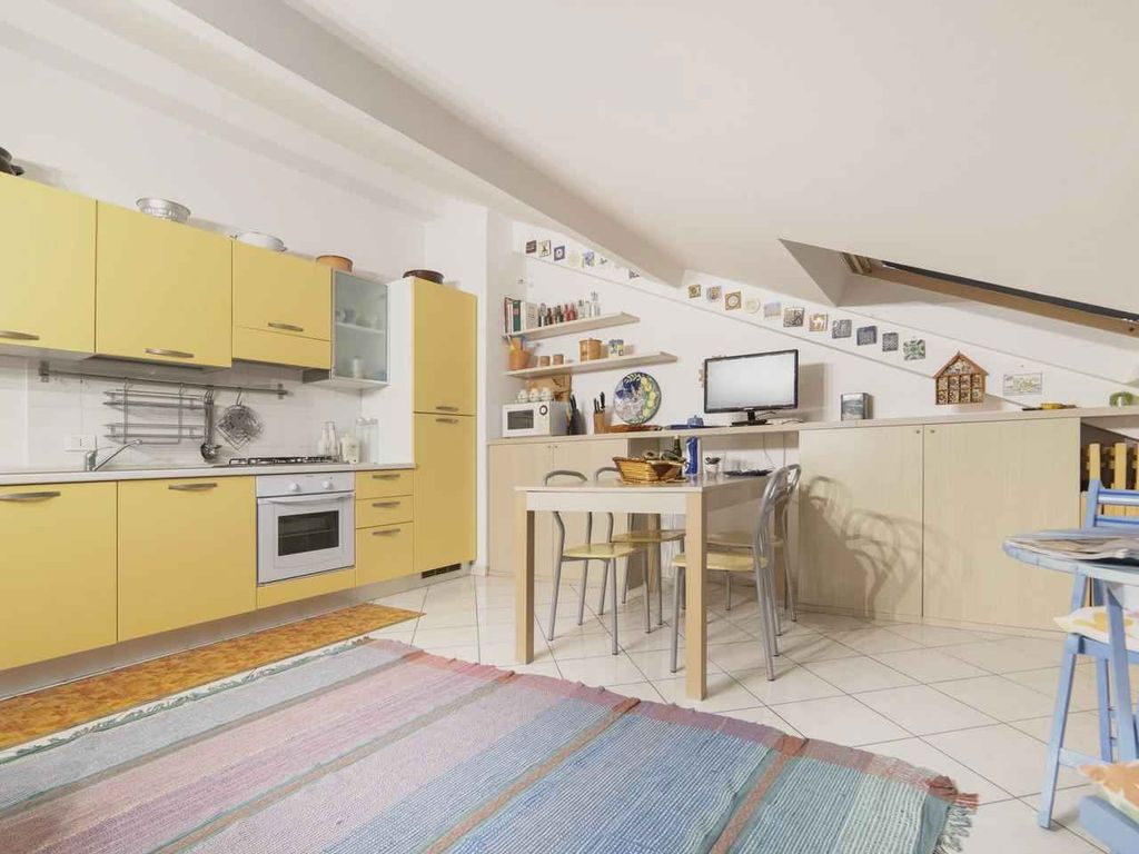 Ferienwohnung mit Klimaanlage und Balkon
