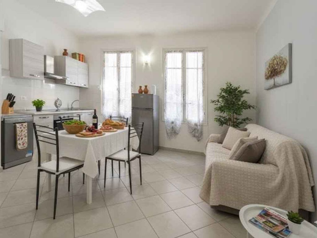 Ferienwohnung mit Klimaanlage und Balkon