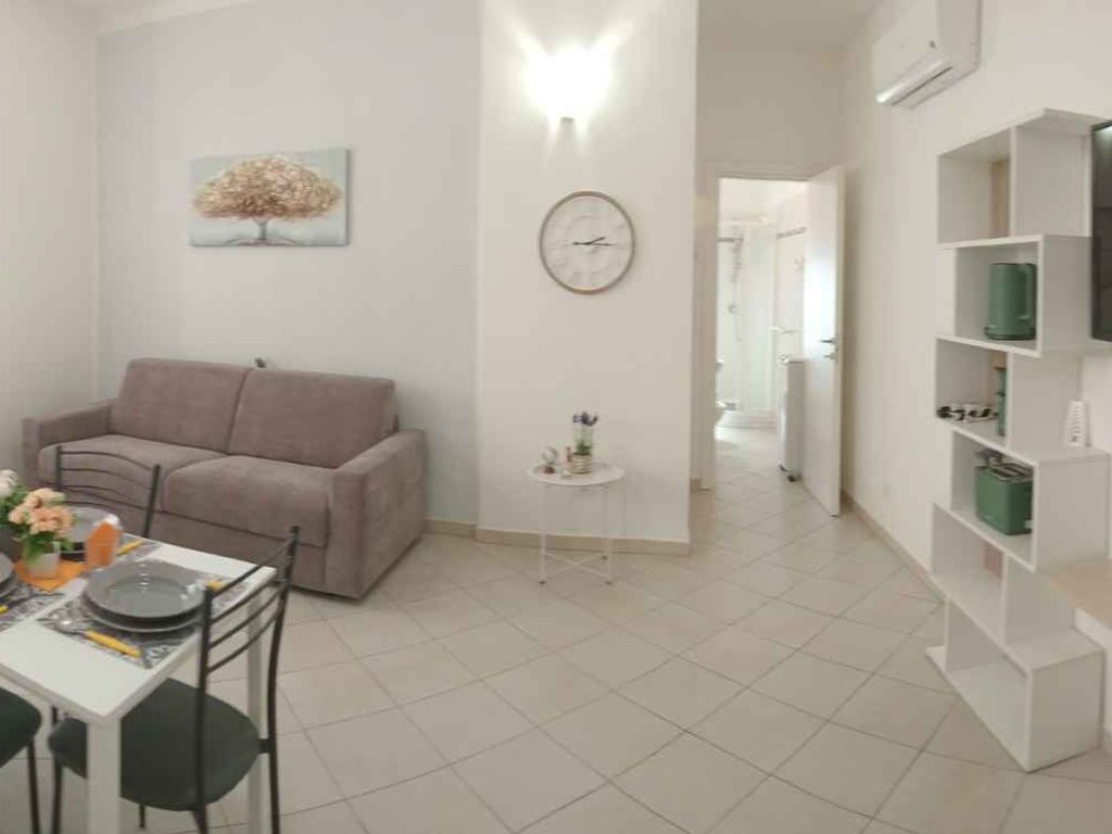 Ferienwohnung mit Klimaanlage und Balkon