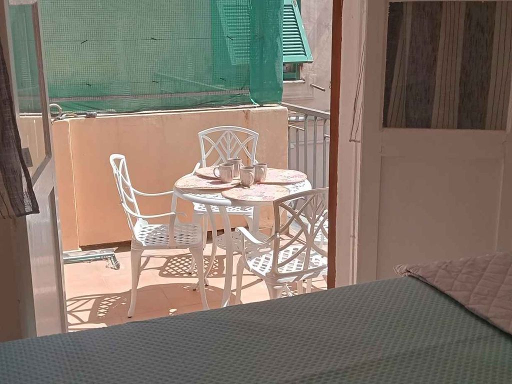 Ferienwohnung mit Klimaanlage und Balkon