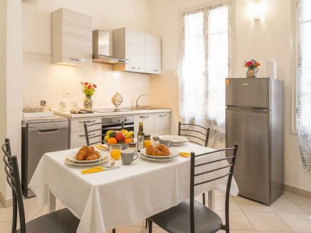 Ferienwohnung mit Klimaanlage und Balkon