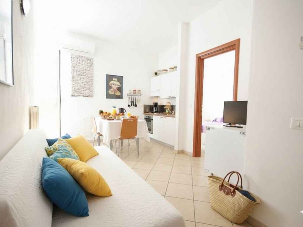 Ferienwohnung mit Klimaanlage und Balkon