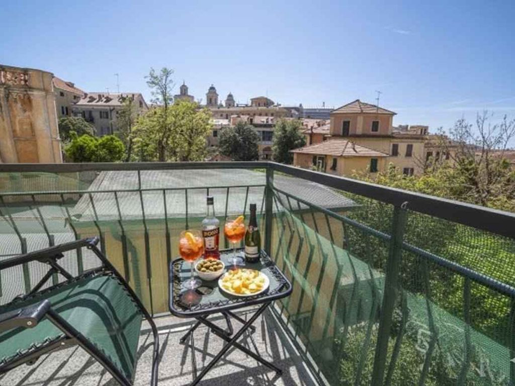 Ferienwohnung mit Klimaanlage und Balkon