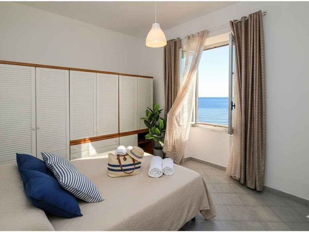 Ferienwohnung mit Meerblick
