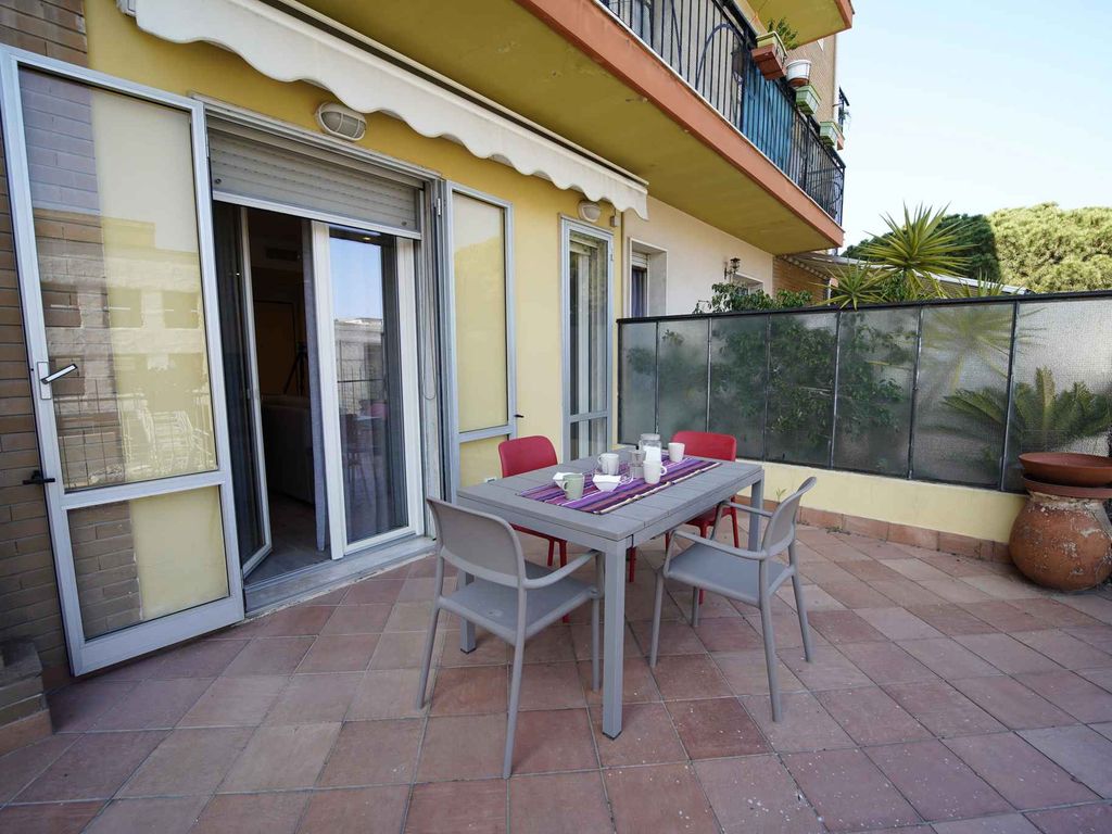 Ferienwohnung mit Klimaanlage und Balkon