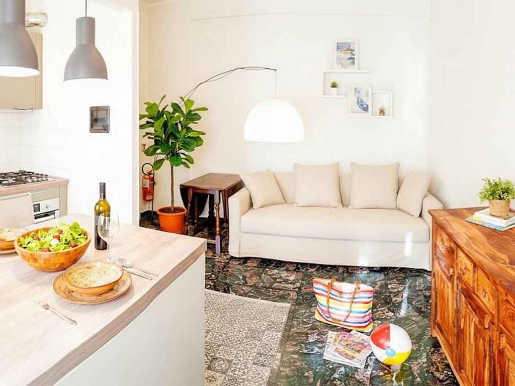 Ferienwohnung mit Klimaanlage und Balkon