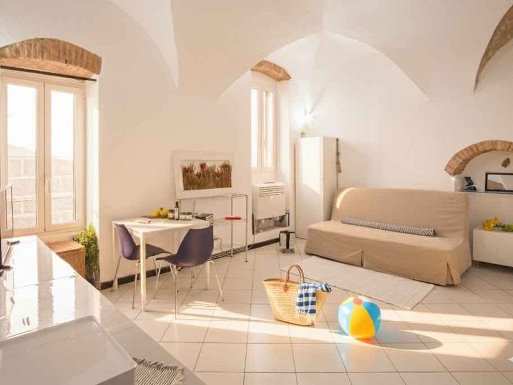 Studio mit Klimaanlage und Internet