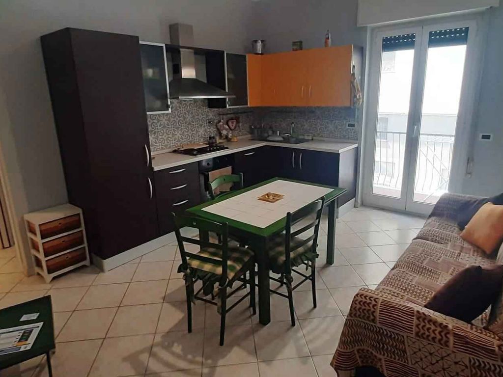 Ferienwohnung mit Klimaanlage und Balkon