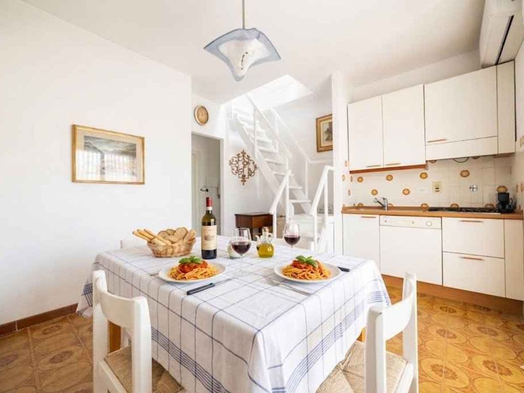 Ferienwohnung mit Klimaanlage und Balkon