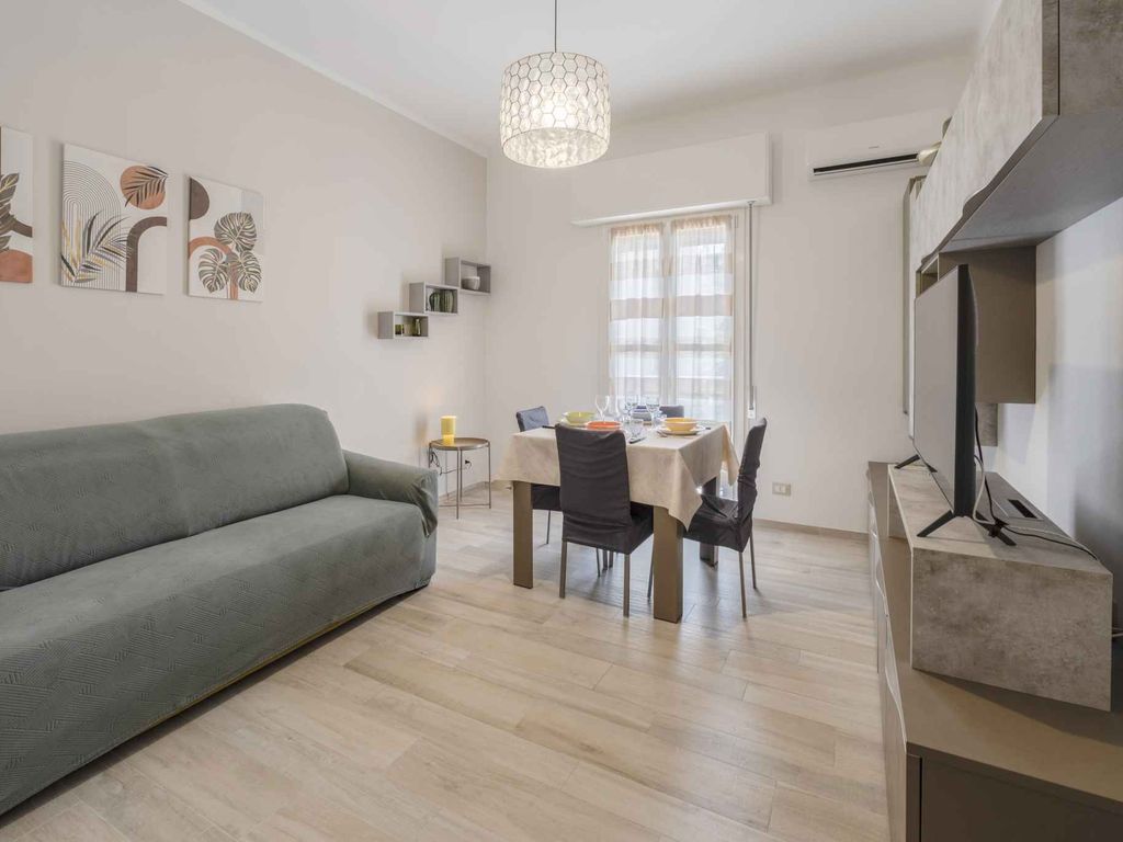 Ferienwohnung mit Klimaanlage und Balkon