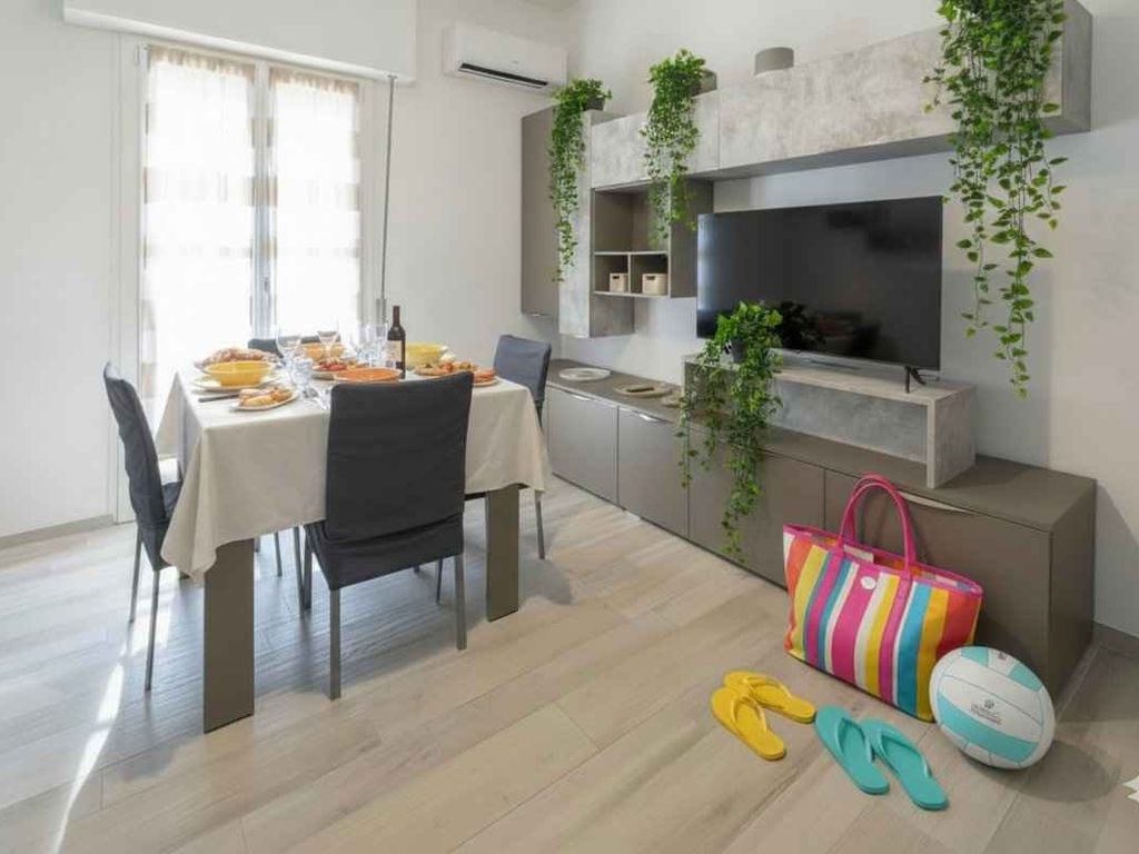 Ferienwohnung mit Klimaanlage und Balkon