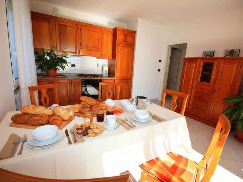 Ferienwohnung mit Garten mit Meerblick