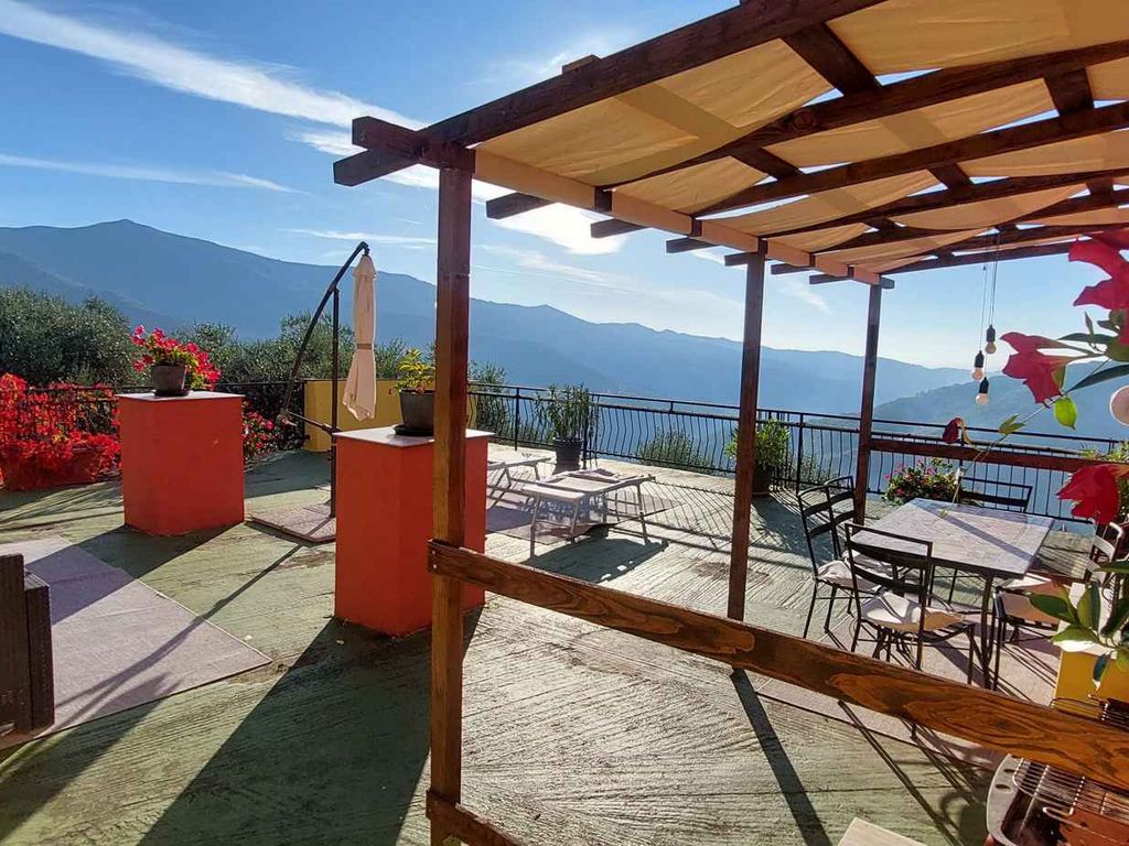 Ferienwohnung mit magischer Terrasse