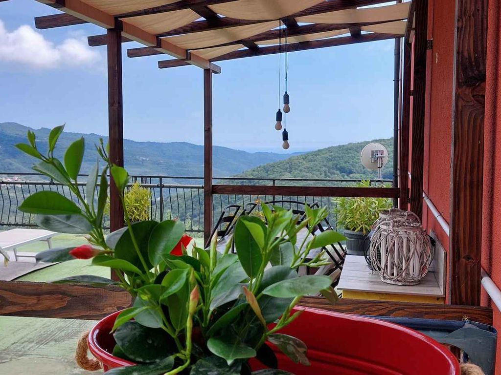 Ferienwohnung mit magischer Terrasse