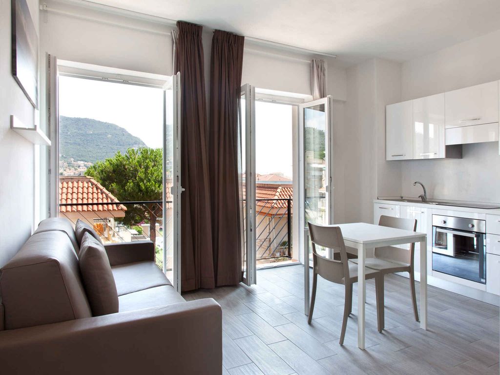 Ferienwohnung mit Klimaanlage und Pool