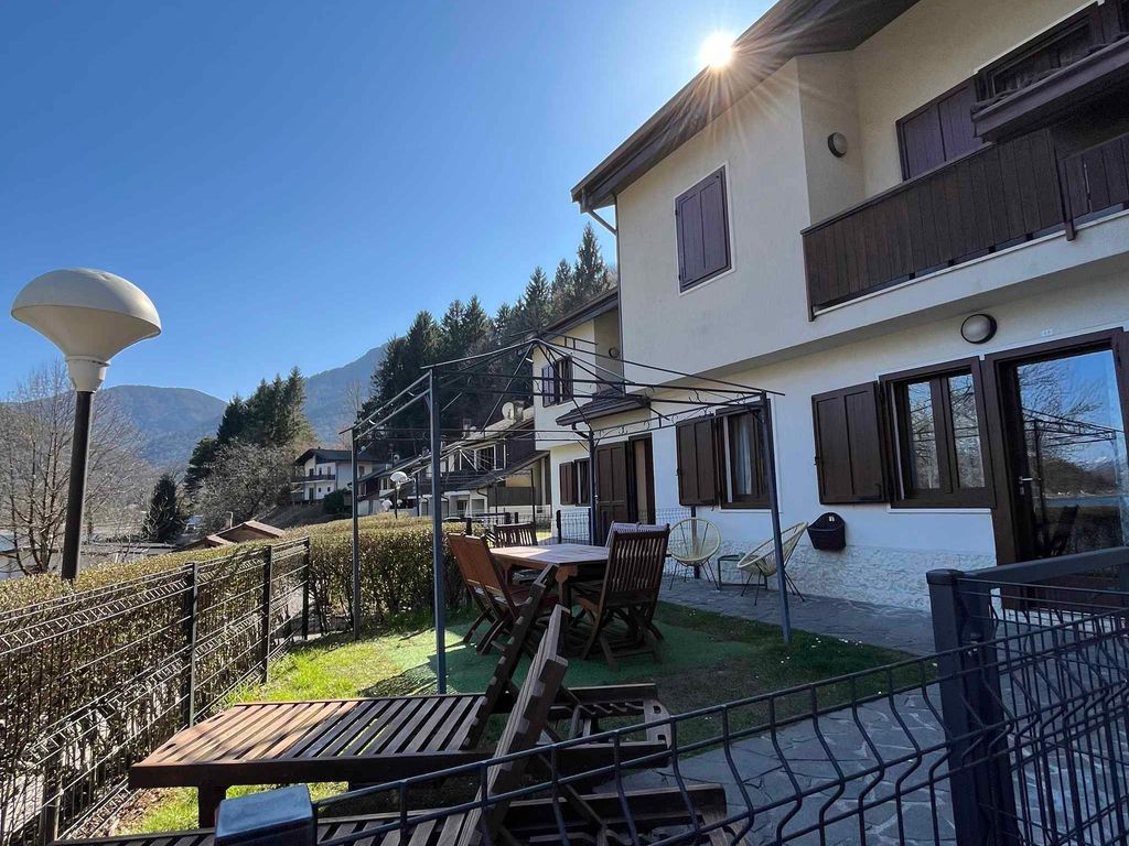 Ferienhaus mit privatem Zugang zum See