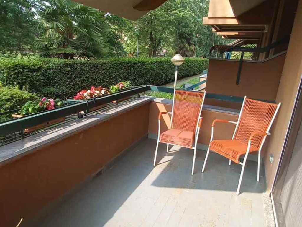 Ferienwohnung mit Klimaanlage, Internet und Balkon