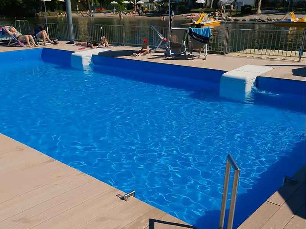 Mobilehome mit Klimaanlage, Terrasse und Pool