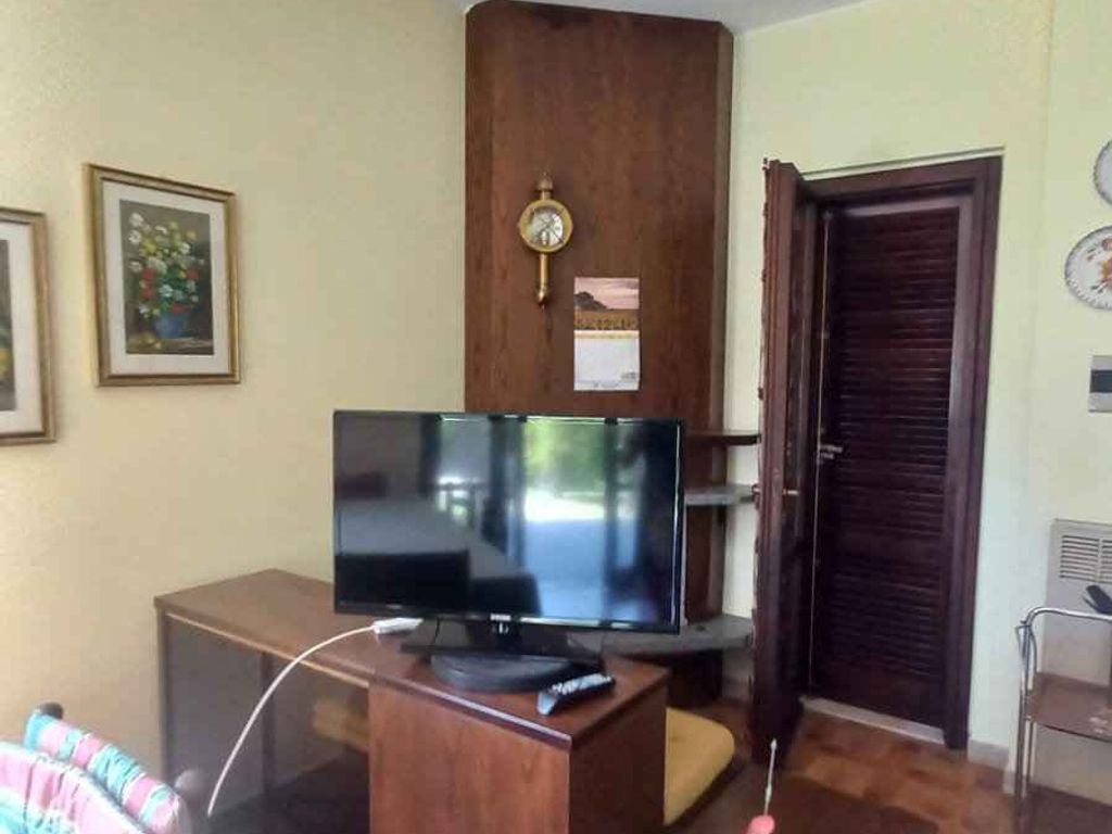 Ferienwohnung mit Pool und Garten