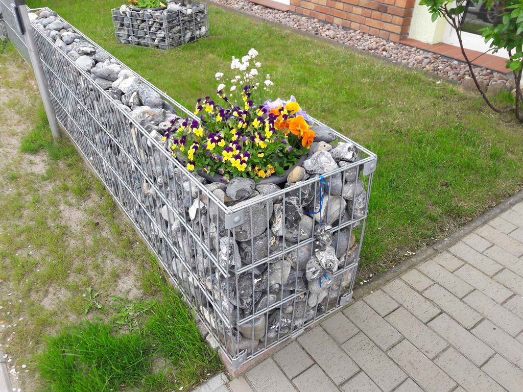 Ferienwohnung mit Terrasse im Garten