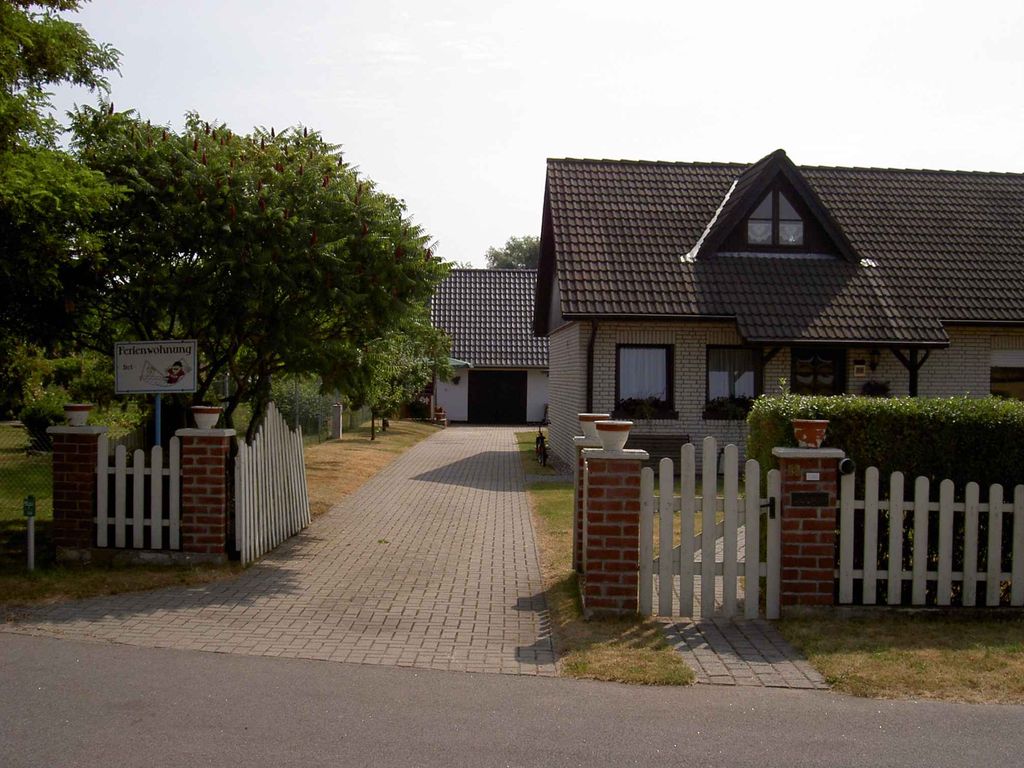 Ferienwohnung mit Terrasse und Pool