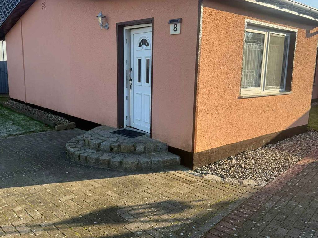 Ferienwohnung in ruhiger Lage nur 4000 m von der Ostsee entfernt