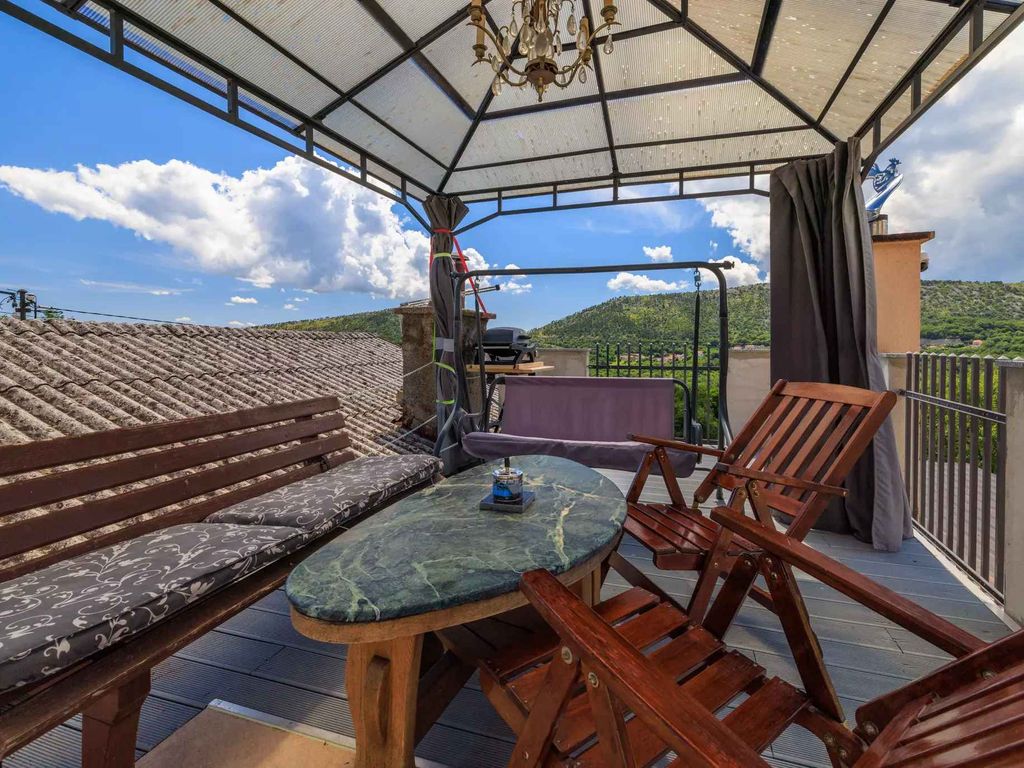 Ferienwohnung mit großer Dachterrasse und Panoramablick