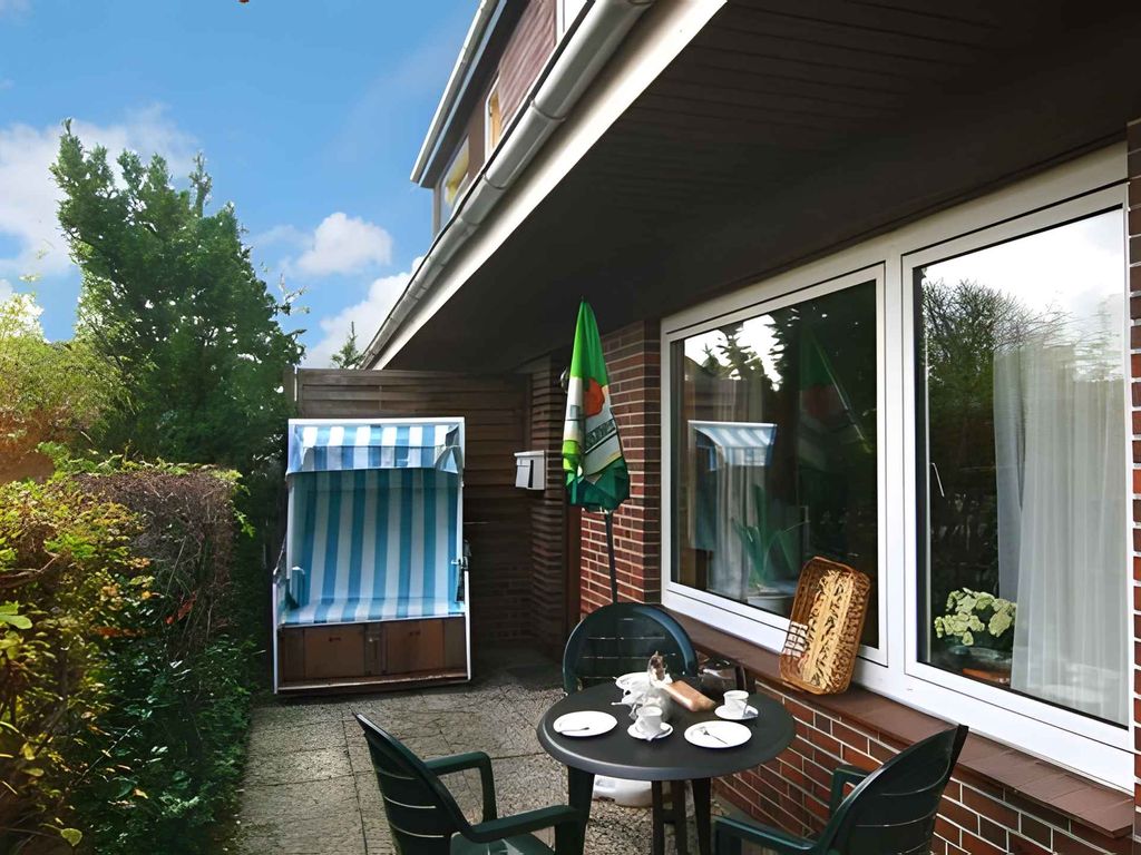 Ferienwohnung mit Terrasse und Parkplatz