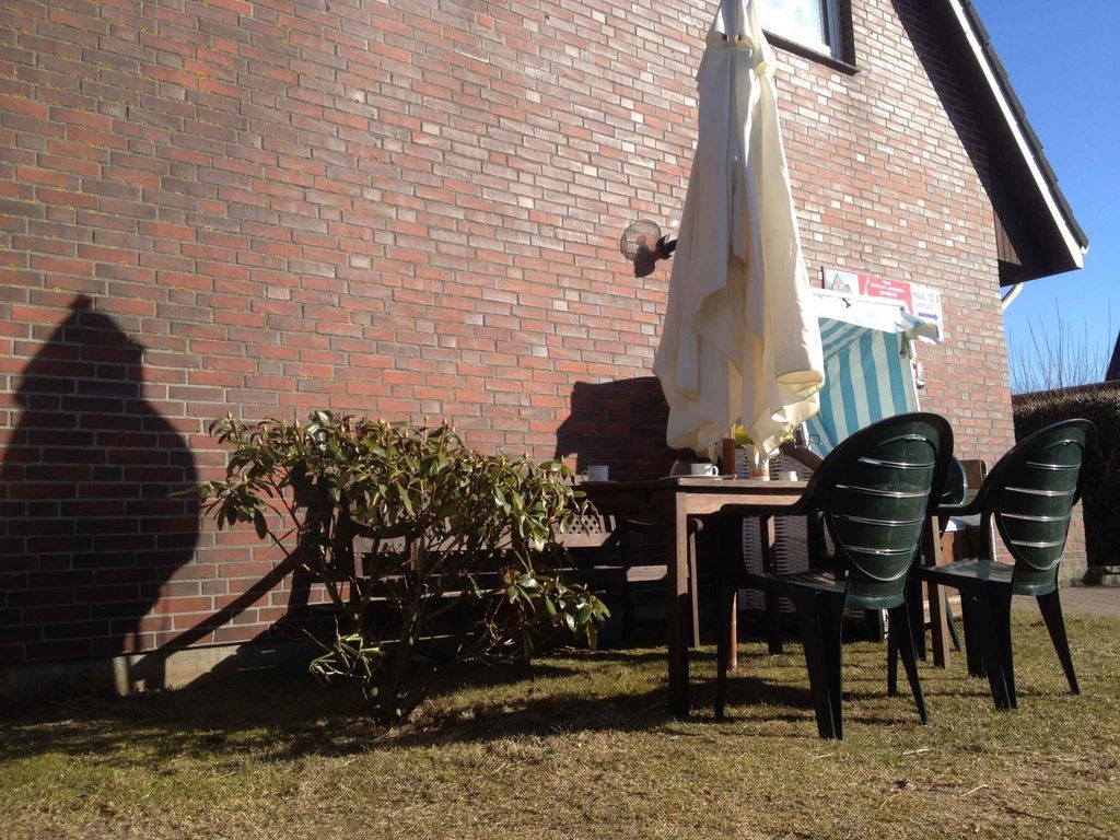 Ferienwohnung mit Garten und Strandkorb