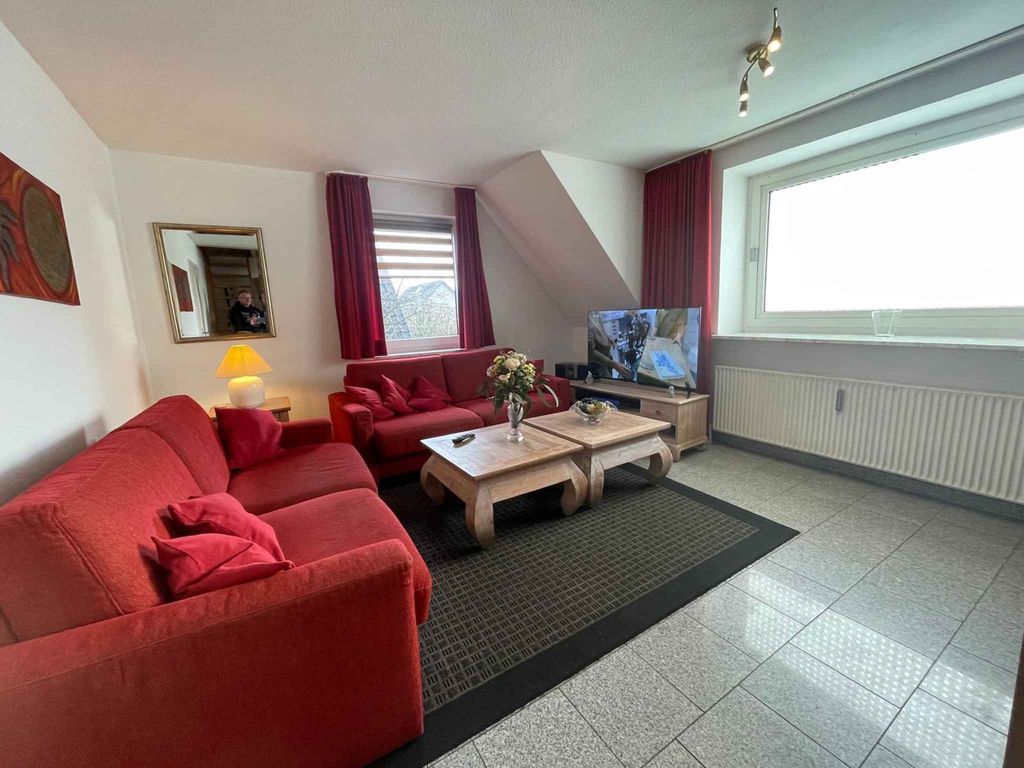 Ferienwohnung mit Garten und Strandkorb