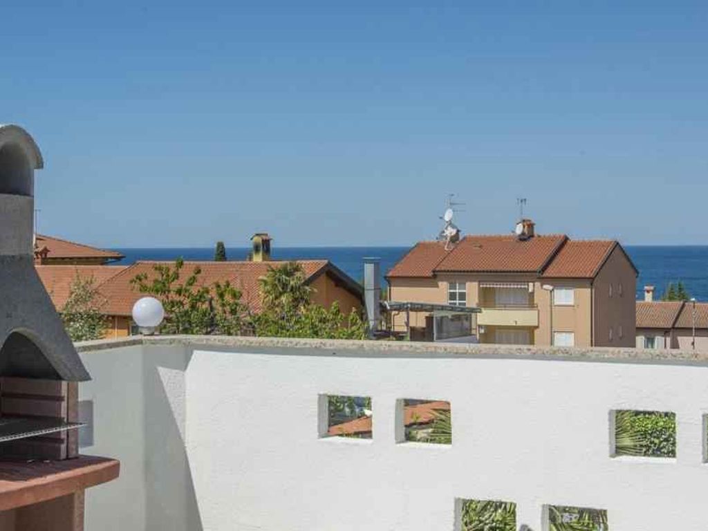 Ferienwohnung mit WLAN und Balkon