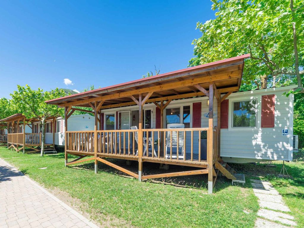 Mobilehome mit Terrasse, Klimaanlage und Pool
