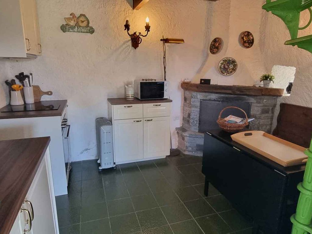 Chalet mit Garten und Seeblick